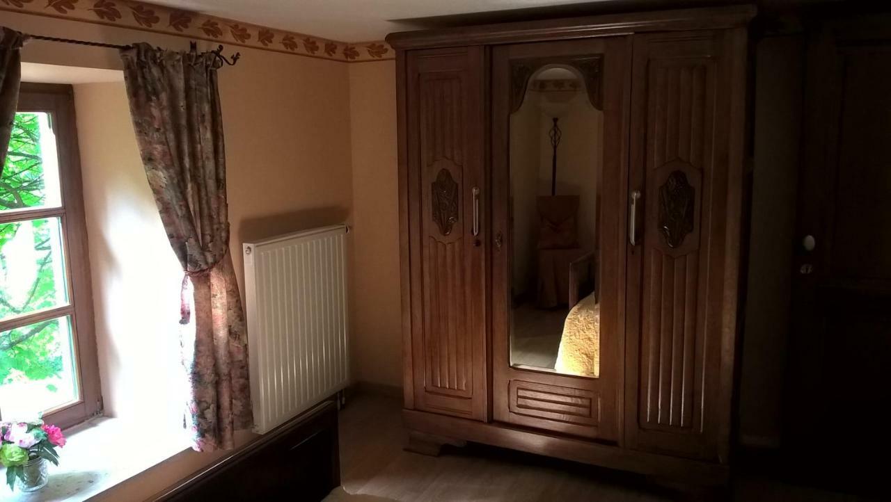La Maison Des Marguerites Vresse-sur-Semois Buitenkant foto